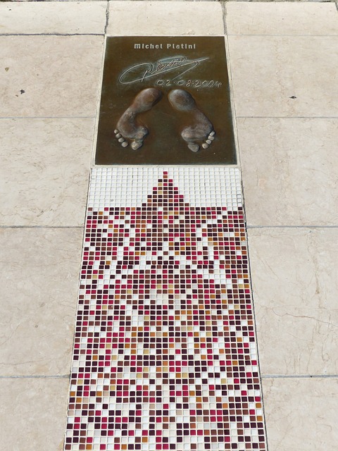 这是他们首 这是他们首